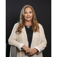 Real Estate Expert Photo for Derinda Larned