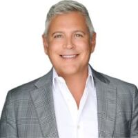 Real Estate Expert Photo for Richard Corrales