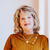 Real Estate Expert Photo for Beverly McFayden
