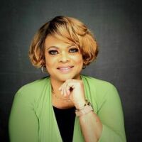 Real Estate Expert Photo for Shenel Van Holten-Thomas
